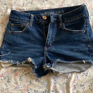 High rise American eagle outfitters super stretch shorts!